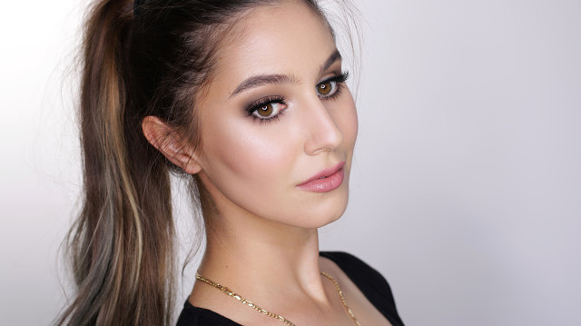 Daytime Glam With A Matte Eye Makeup Tutorial
