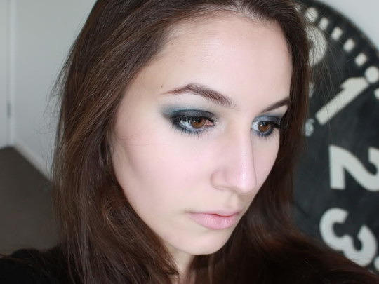 Smokey eyes – MAC Blue Flame