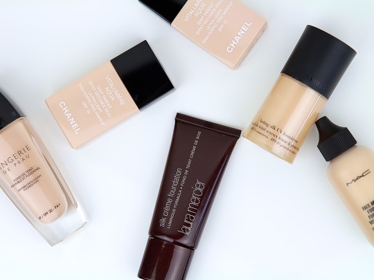 Chanel Vitalumiere Aqua Foundation