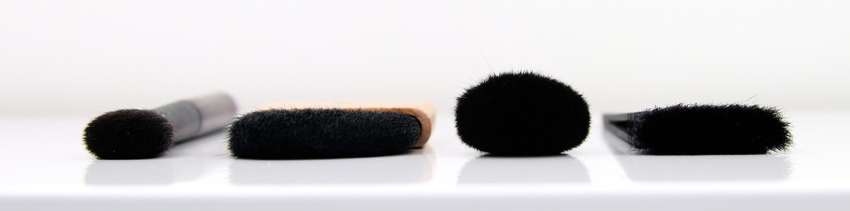 Rae Morris Ultimate Cheek-Bone Brush #3